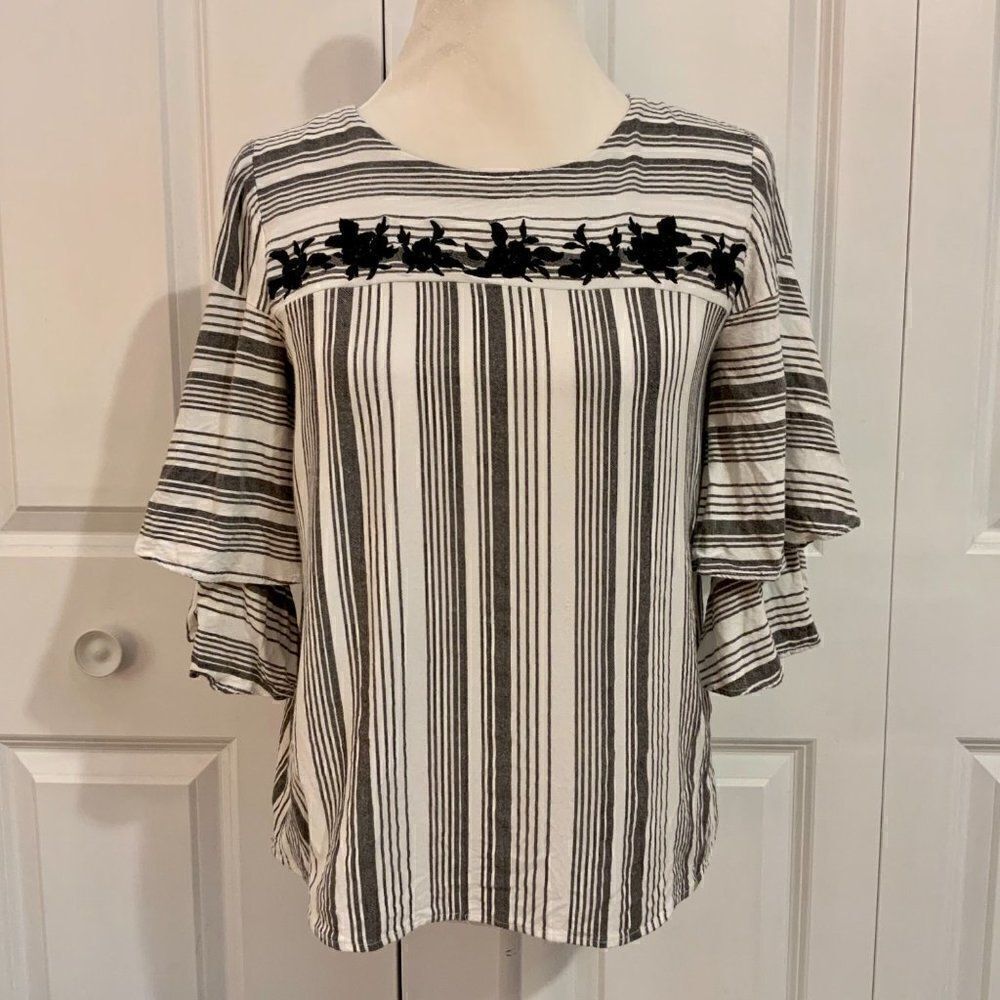 Loft Grey White Striped Tiered Bell Sleeve Beaded Round Neck Rayon Top Small